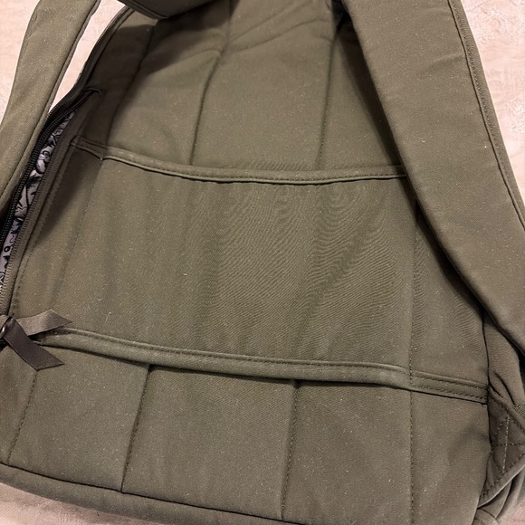 Vera Bradley canvas backpack - Picture 2 of 7